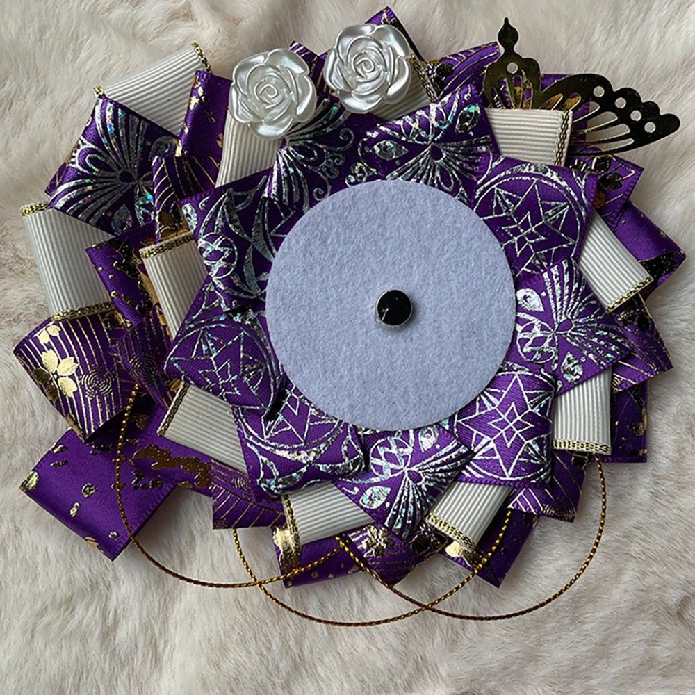 Subverting Convention with Dual-Character Aesthetics: A Blue Lock Handmade Ita Board Breakdown